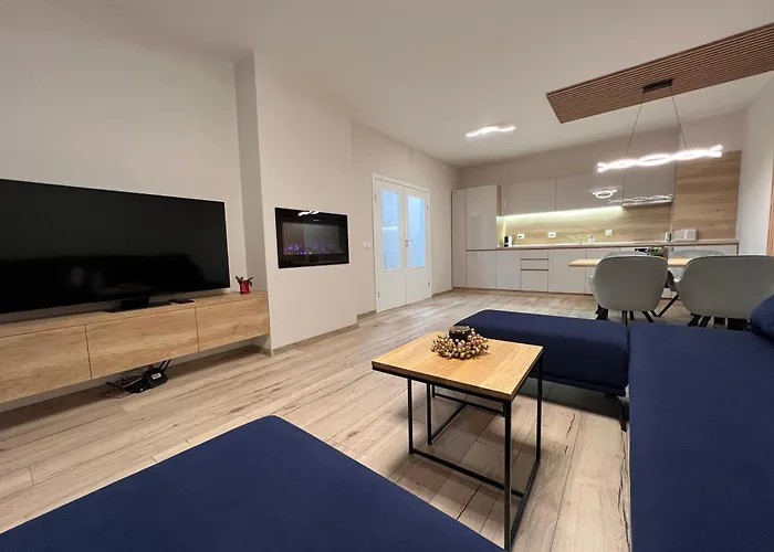 Midnightblue Банско